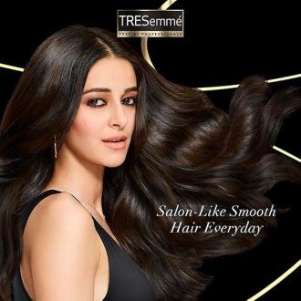 Tresemme Keratin Smooth, Shampoo, 1L, for Straighter, Shinier Hair, with Keratin & Argan Oil, Nourishes Dry Hair, Controls Frizz , for Men & Women - Image 3